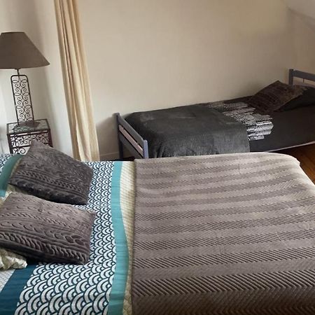 Erliz Apartment Ноайон Екстериор снимка