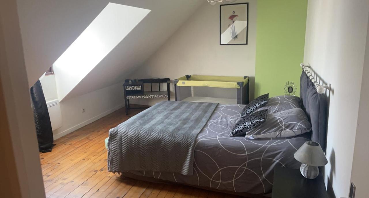Erliz Apartment Ноайон Екстериор снимка